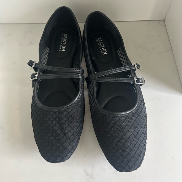 Kenneth Cole Black Mary Jane Flats - Picture 1 of 5